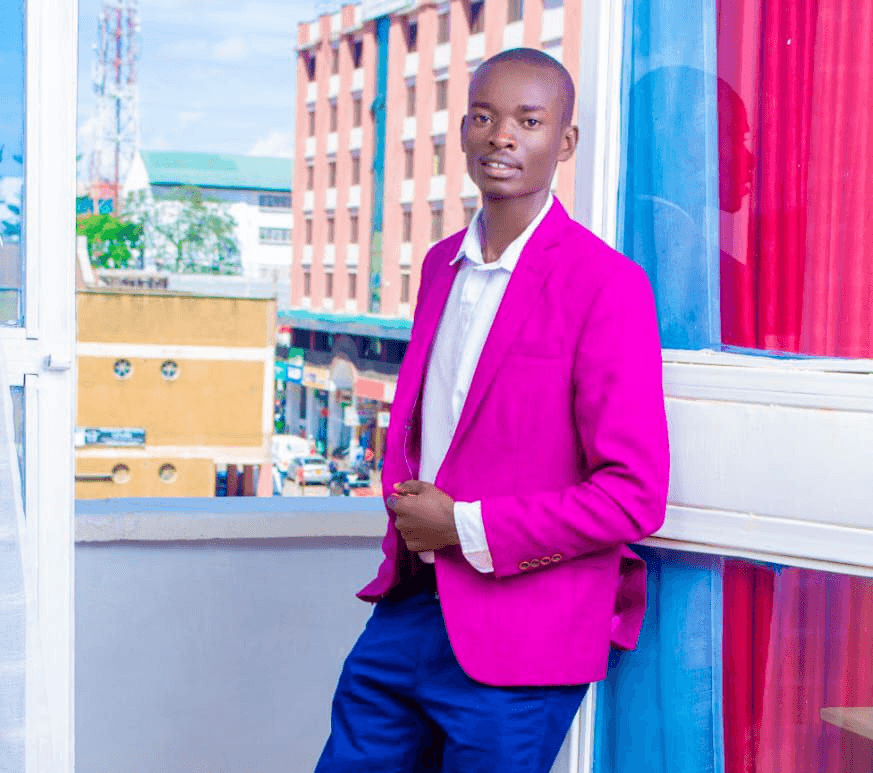 Simon Kamau